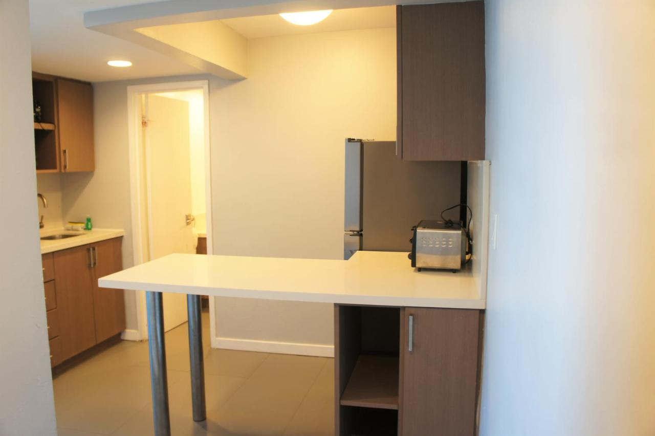 Castle 835 Oceanview Studio On Beach With Pool, Gym, Bars, And Free Parking Miami Beach Exterior photo