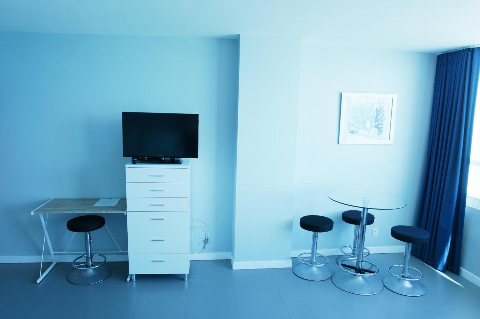 Castle 835 Oceanview Studio On Beach With Pool, Gym, Bars, And Free Parking Miami Beach Exterior photo