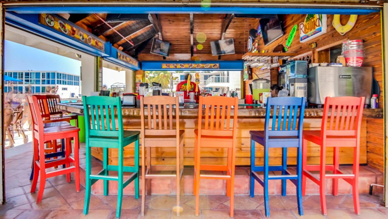 Castle 835 Oceanview Studio On Beach With Pool, Gym, Bars, And Free Parking Miami Beach Exterior photo